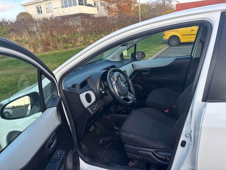 2014 Toyota Yaris Hybrid
