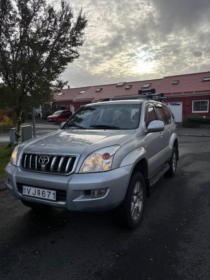 2004 Toyota Land Cruiser 120