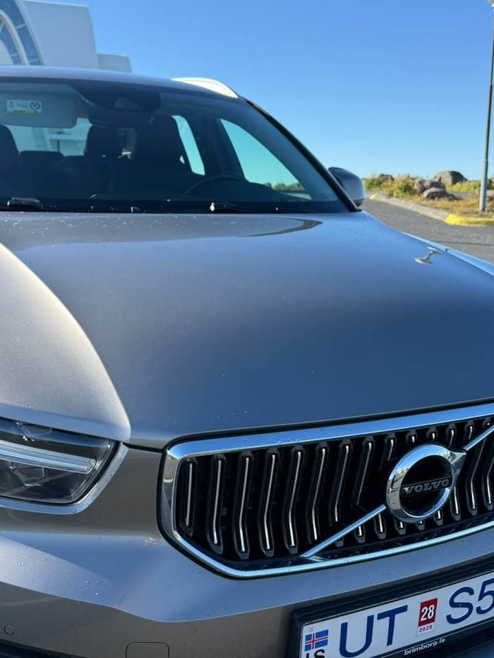 2020 Volvo XC40