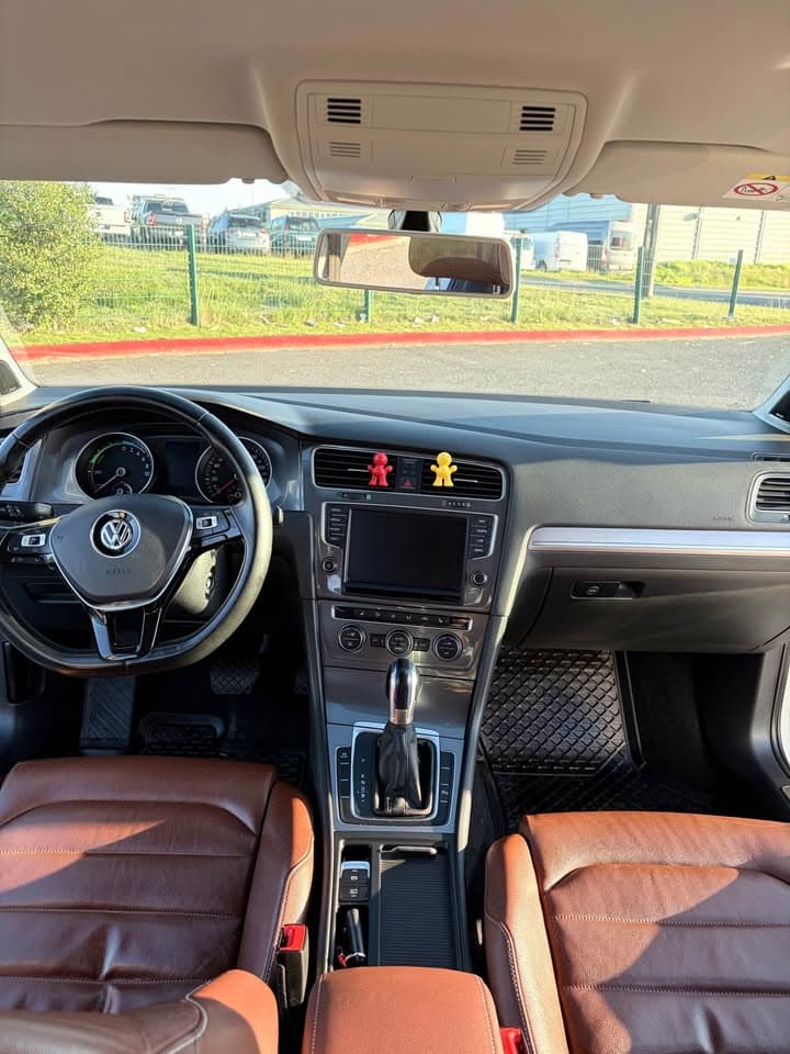 2015 Volkswagen e-Golf