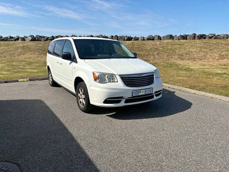 2012 Chrysler Town Country