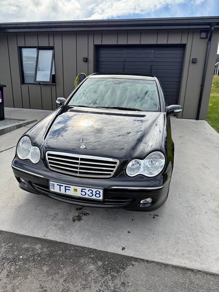 2004 Mercedes-Benz C-Class 180