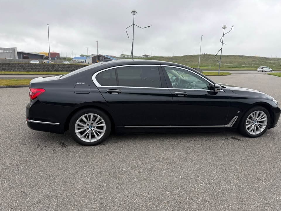 2017 BMW 7 Series 740LE xDrive