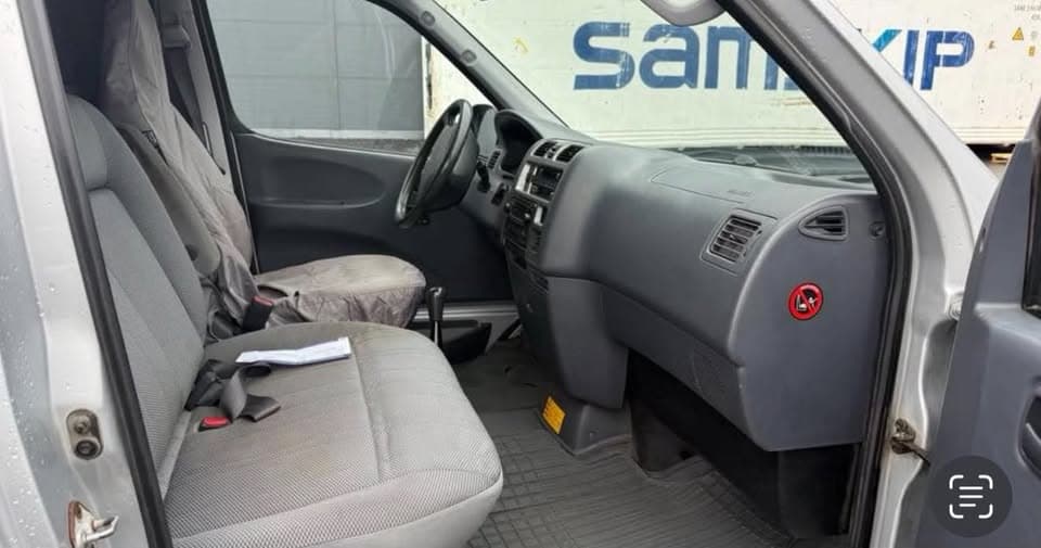 2007 Toyota Hiace