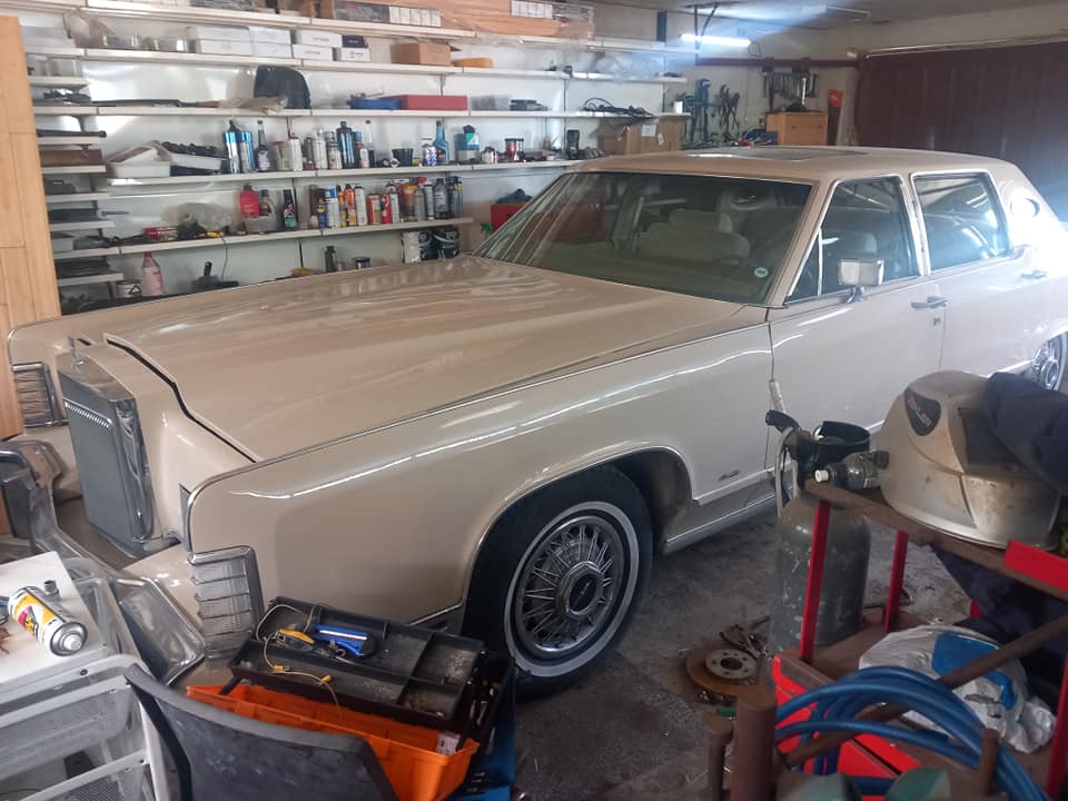 1979 Lincoln Continental Town CAR