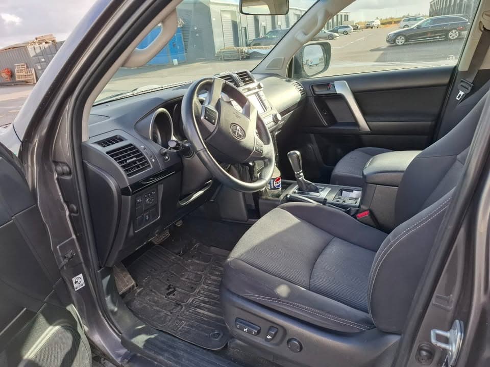 2018 Toyota Land Cruiser
