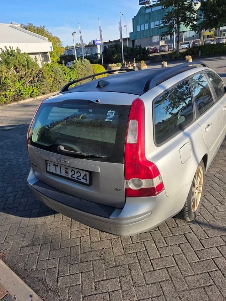 2005 Volvo V50