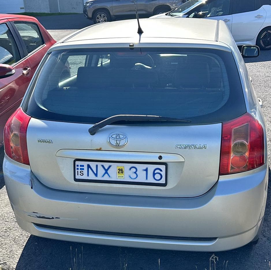 2004 Toyota Corolla