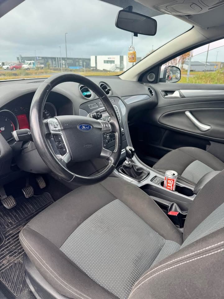 2011 Ford Mondeo