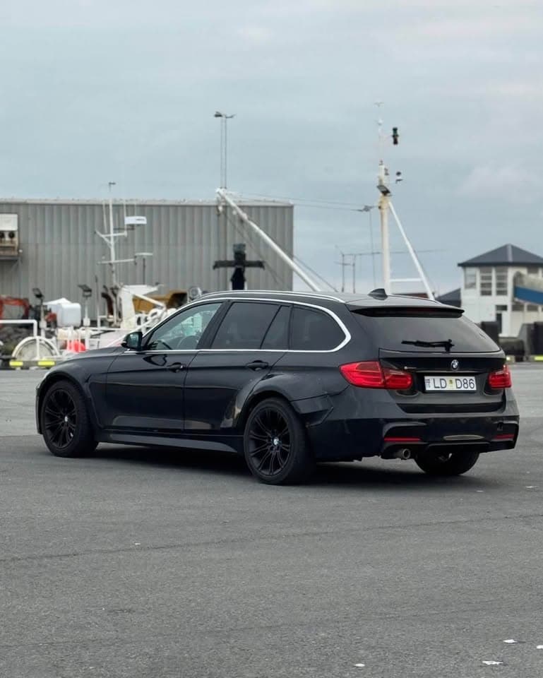 2013 BMW 3 Series 318d Touring