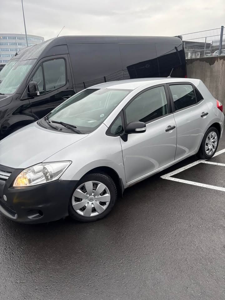 2010 Toyota Auris