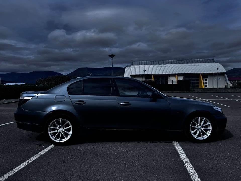 2005 BMW Series 5