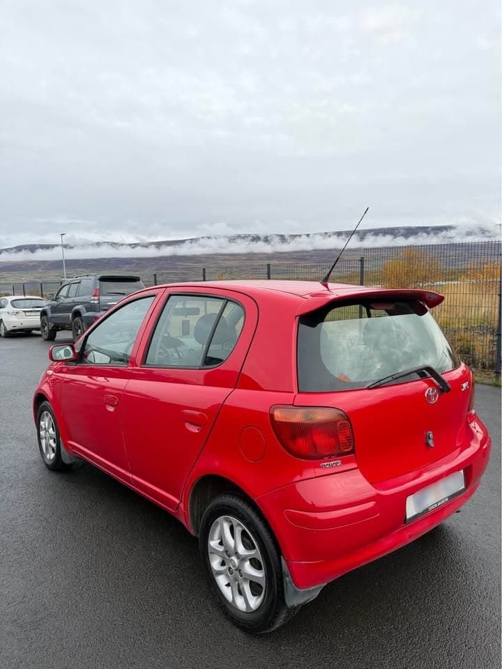 2003 Toyota Yaris