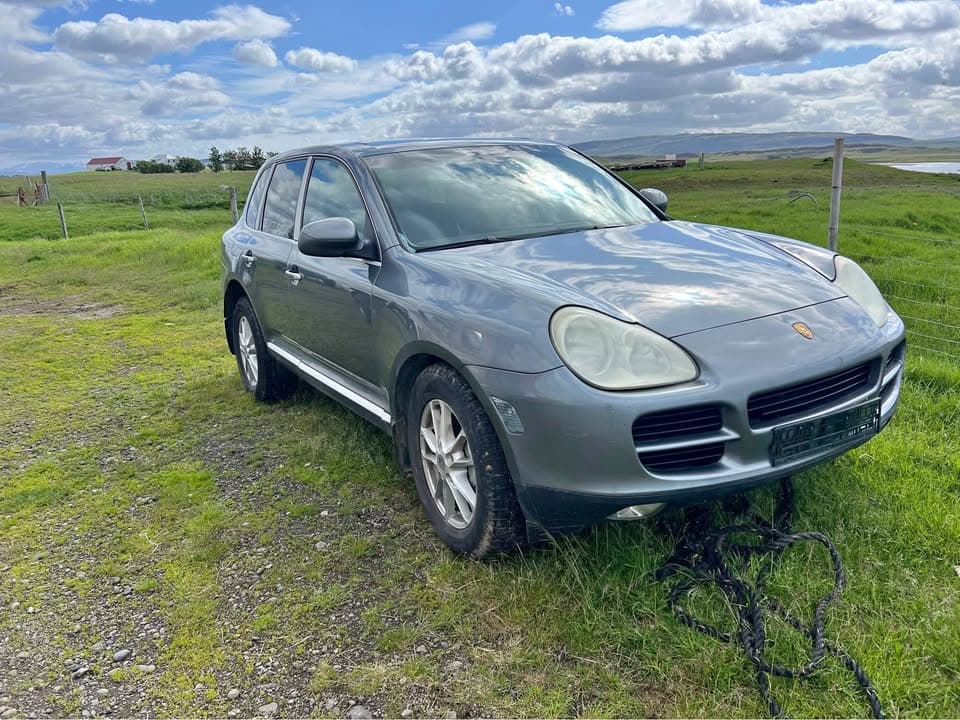 2004 Porsche Cayenne