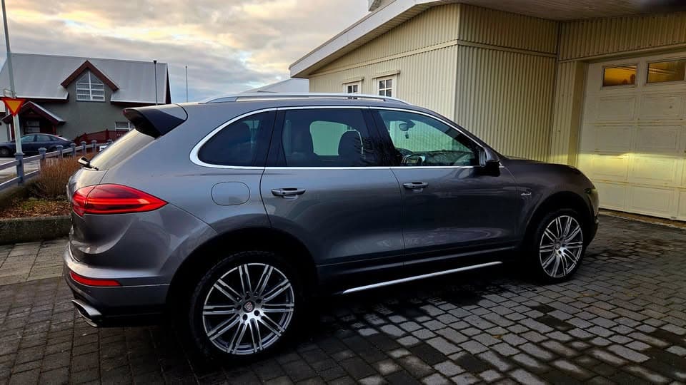 2015 Porsche Cayenne