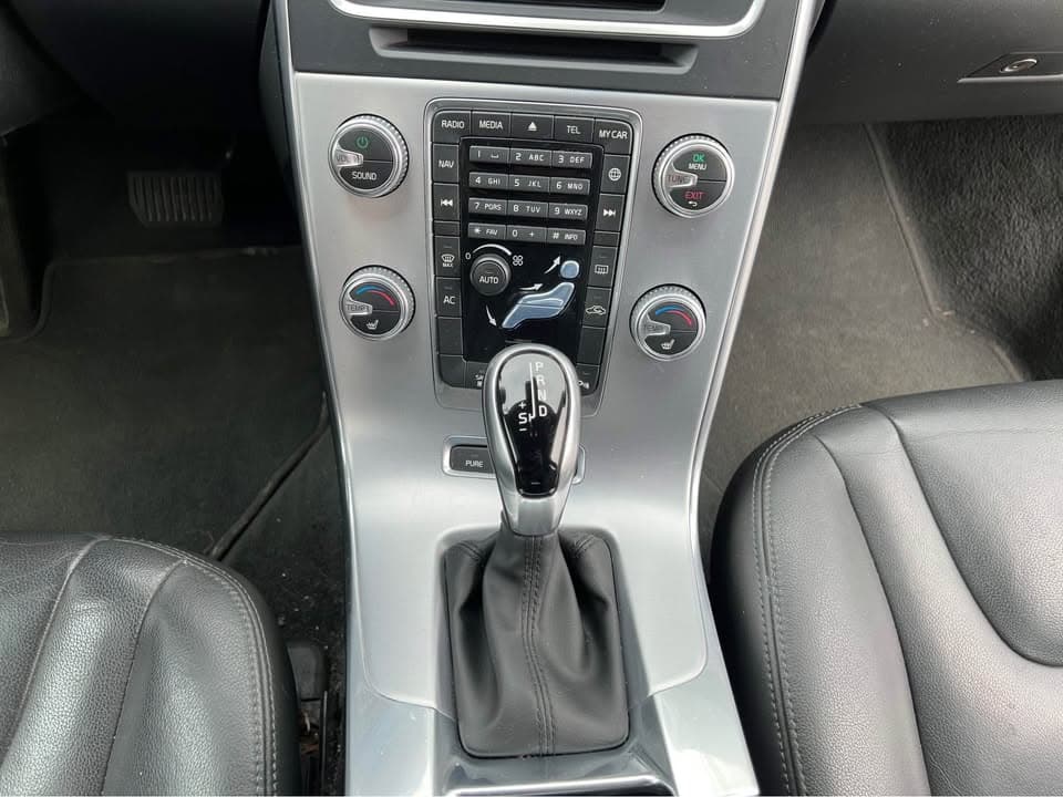 2017 Volvo V60