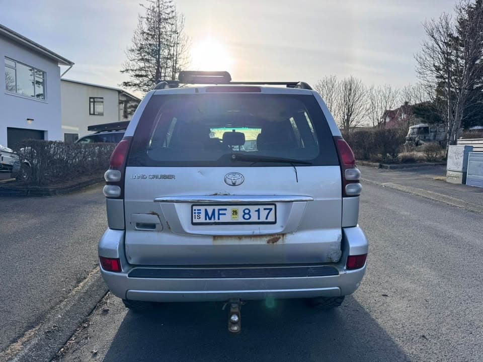 2005 Toyota Land Cruiser J120 GX