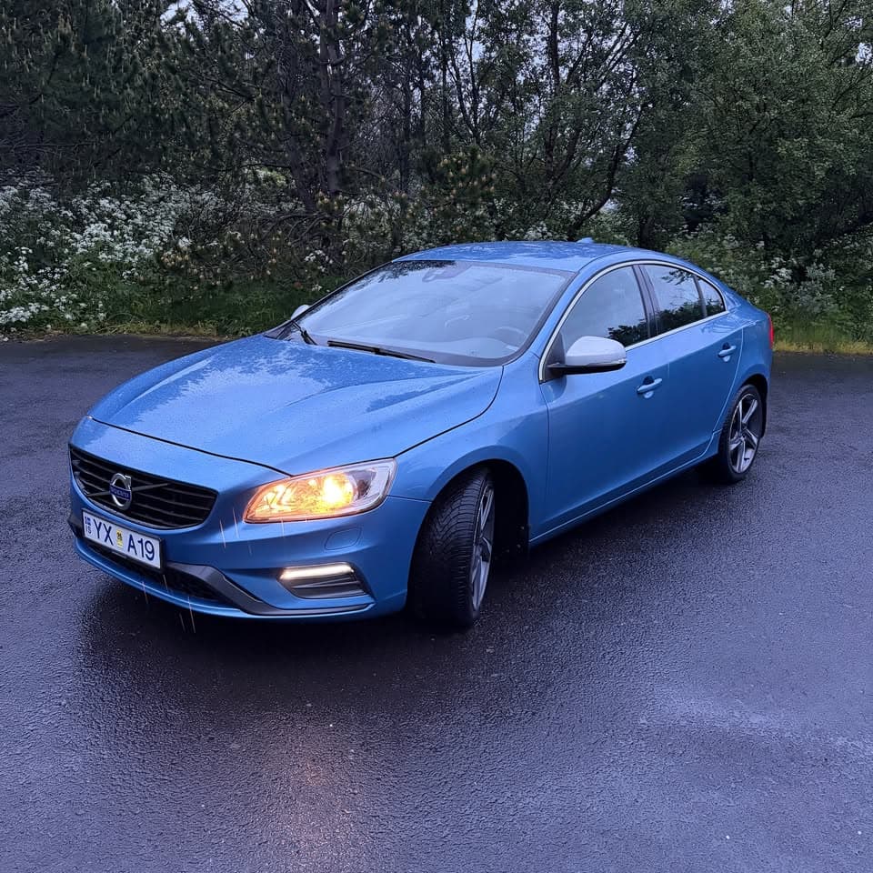 2015 Volvo S60 R-Design