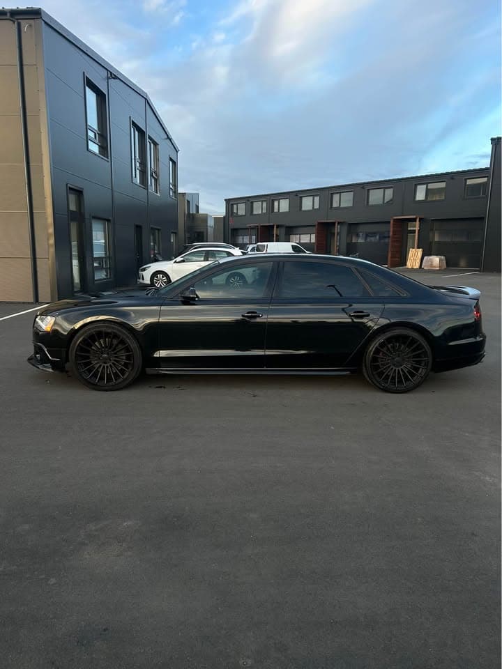 2012 Audi A8L Quattro