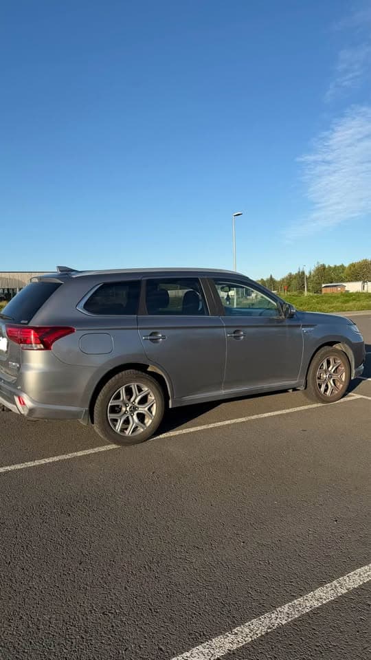 2018 Mitsubishi Outlander PHEV