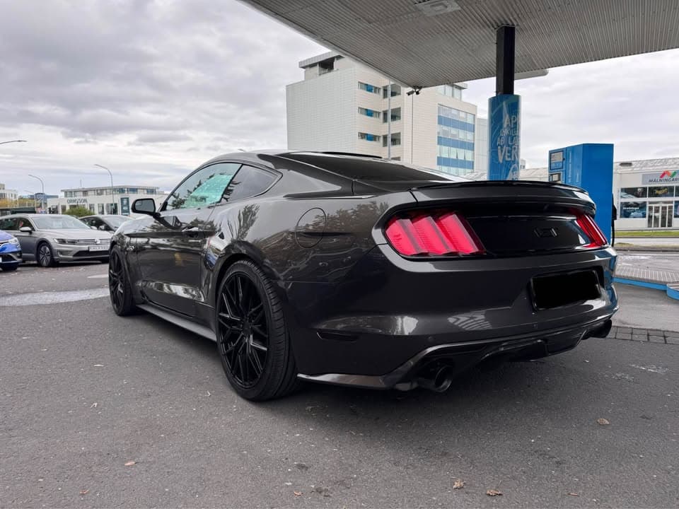 2017 Ford Mustang GT