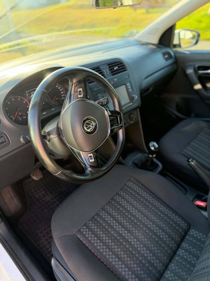 2016 Volkswagen Polo