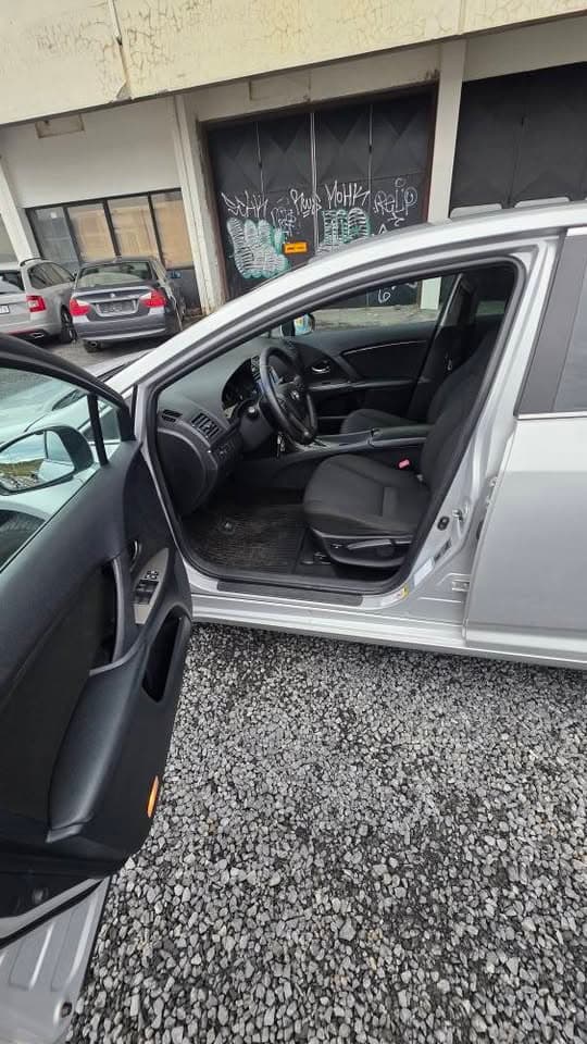2011 Toyota Avensis