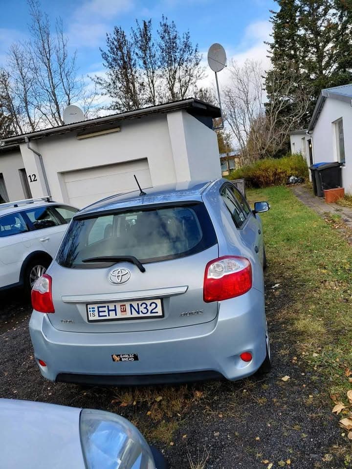 2011 Toyota Auris