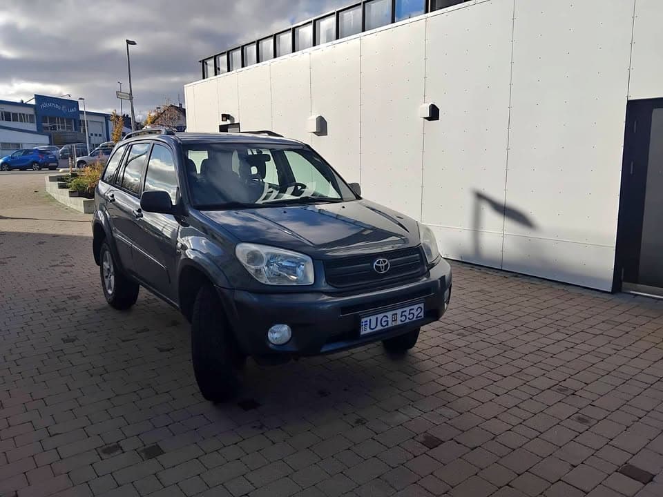 2005 Toyota RAV4