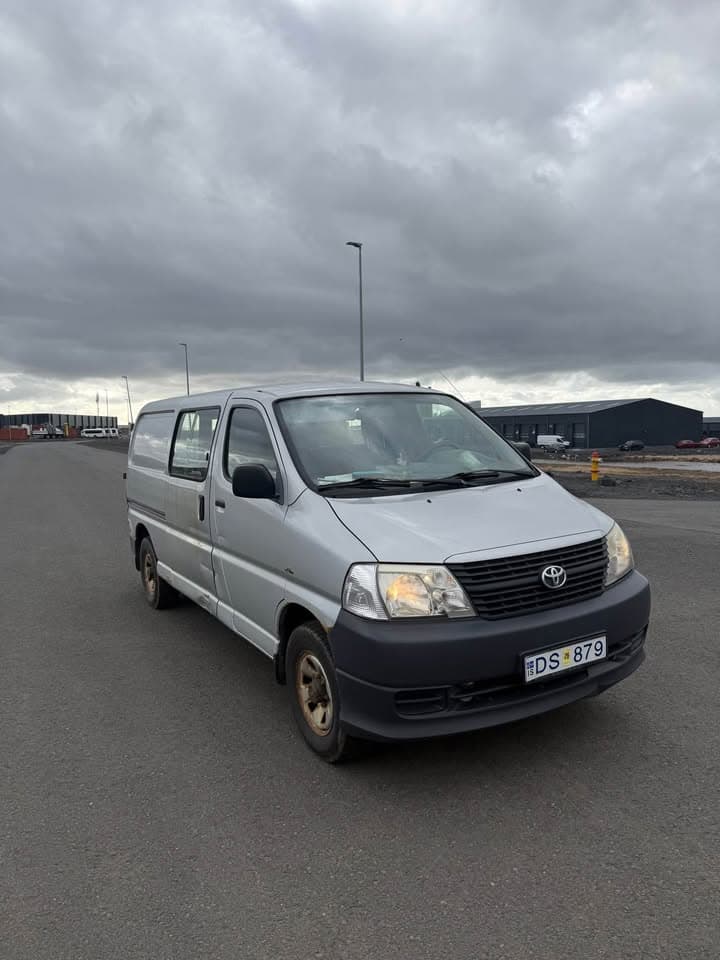 2007 Toyota Hiace