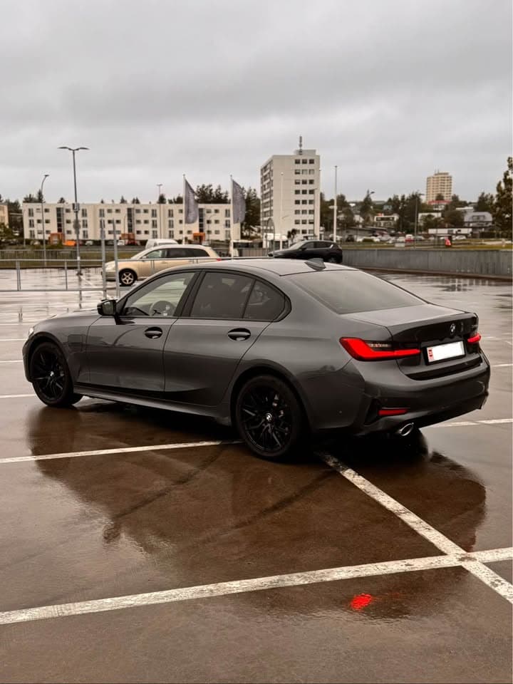 2020 BMW 3 Series 330e