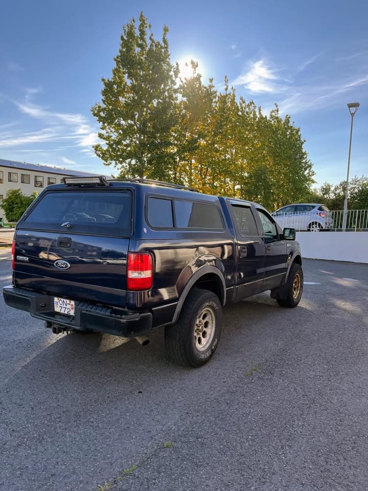 2004 Ford F-150 FX4