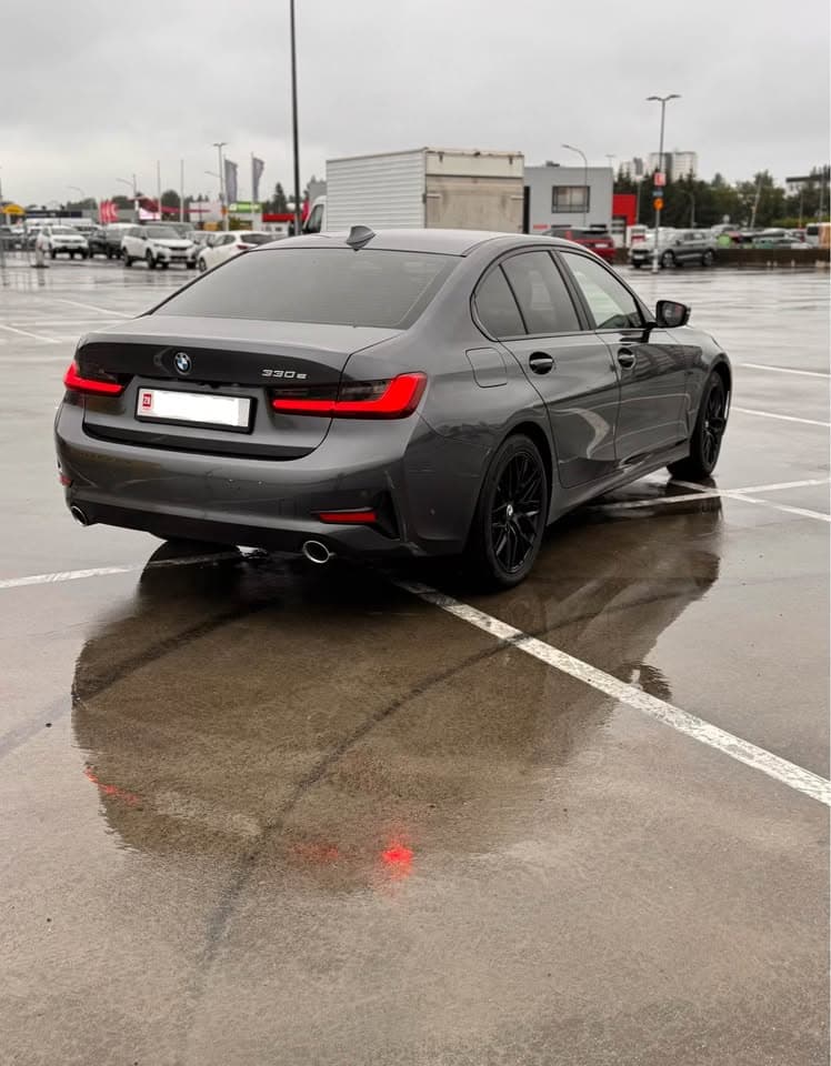 2020 BMW 3 Series 330e