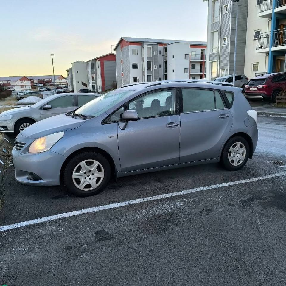 2012 Toyota Verso