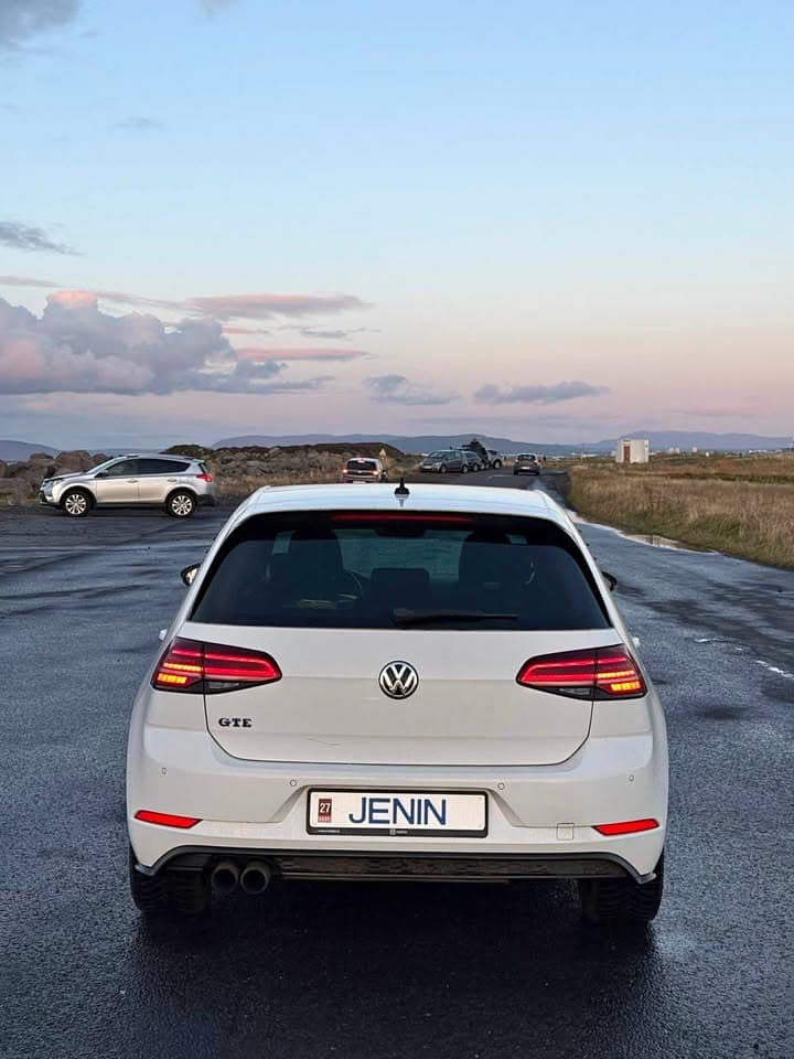 2018 Volkswagen Golf GTE