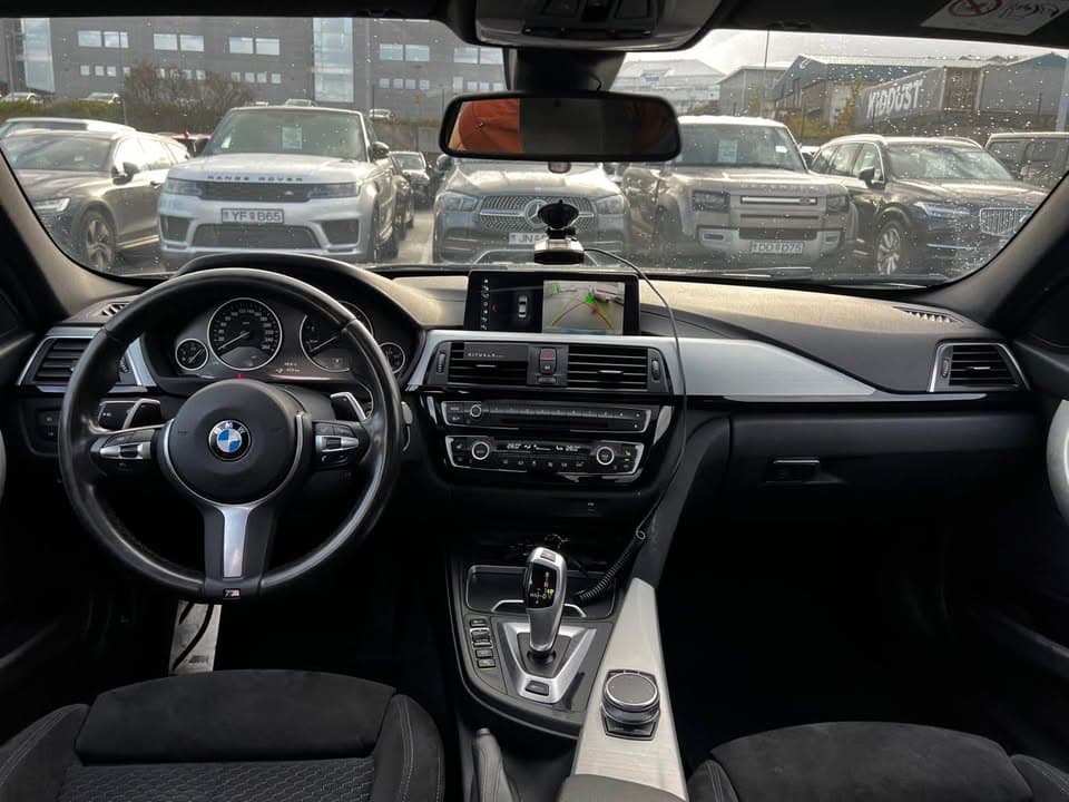 2018 BMW 330e