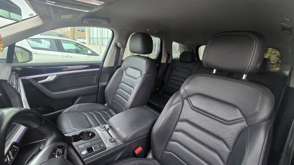 2019 Volkswagen Touareg