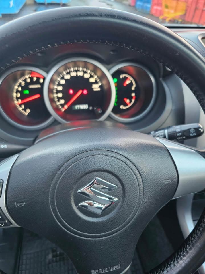 2010 Suzuki Grand Vitara
