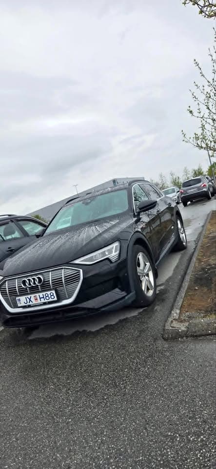 2020 Audi e-tron 55