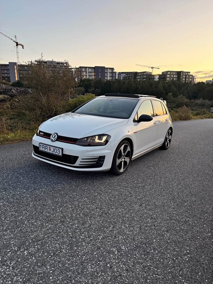 2016 Volkswagen Golf GTI