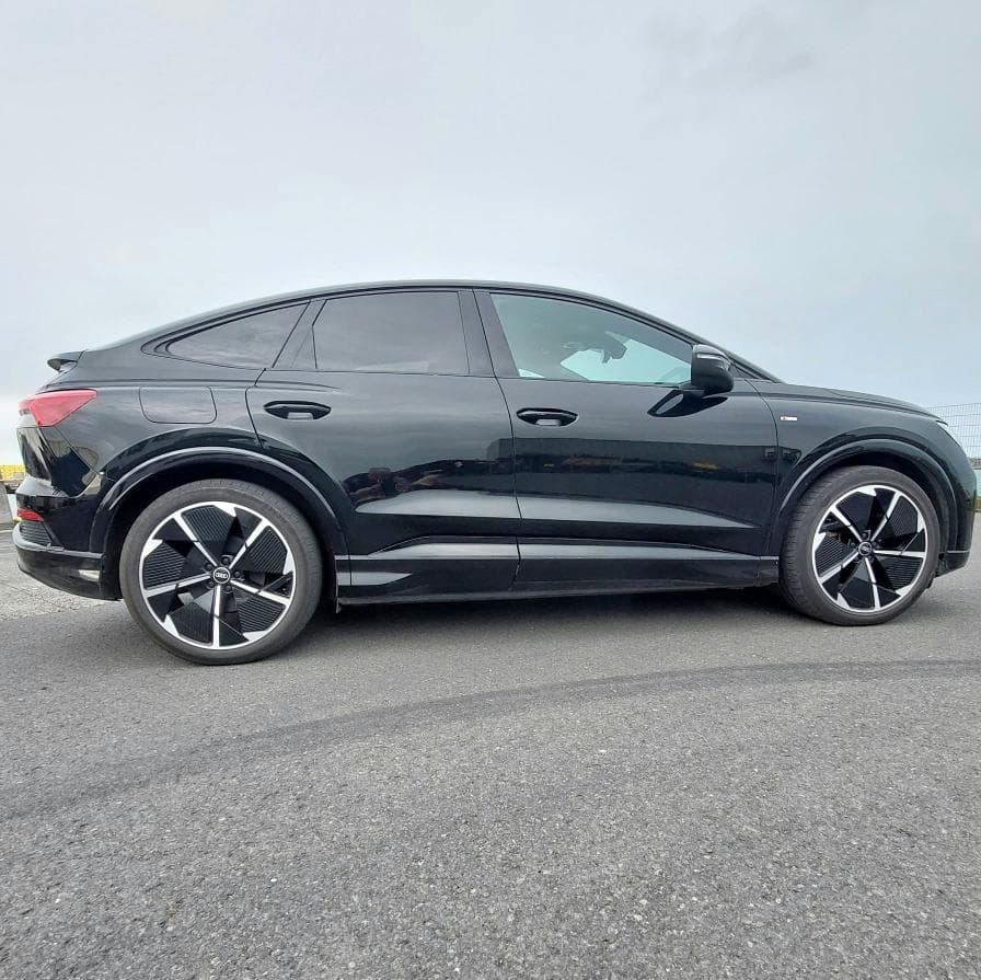 2022 Audi Q4 S-Line Sportback 50 e-tron Quattro