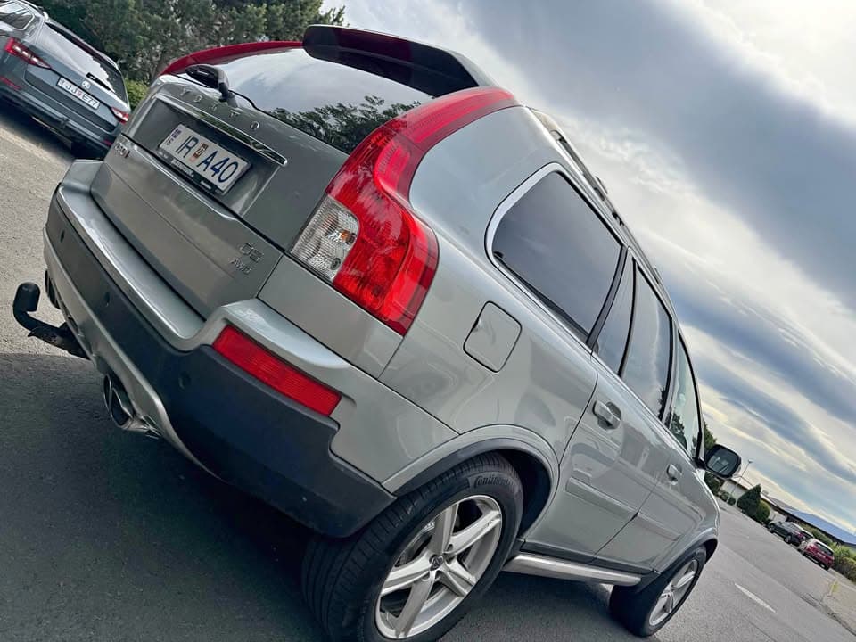 2011 Volvo XC90