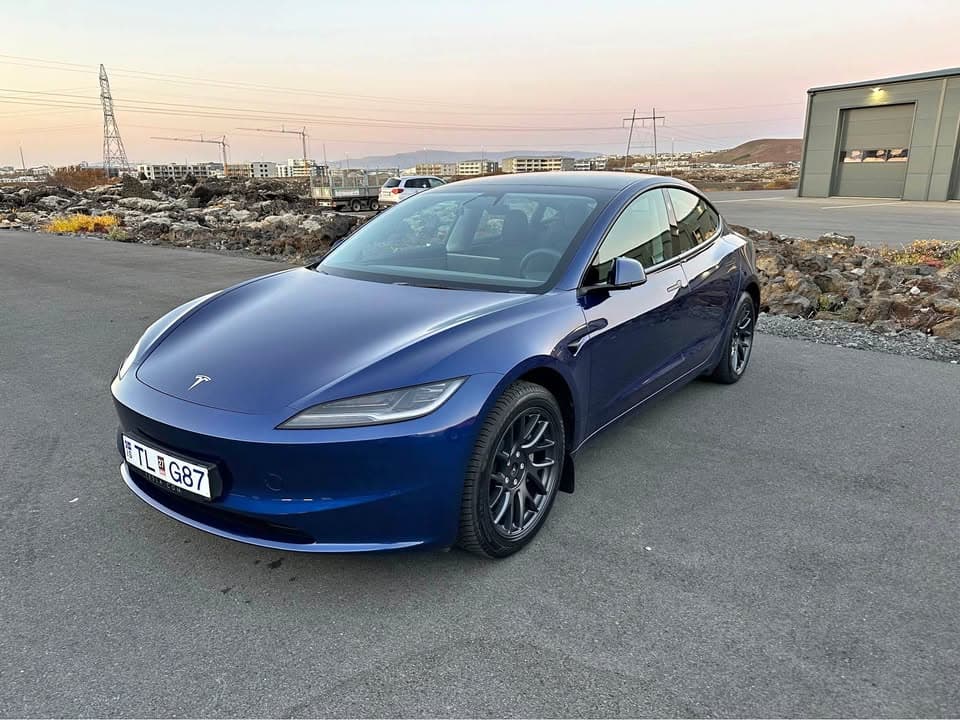 2023 Tesla Model 3