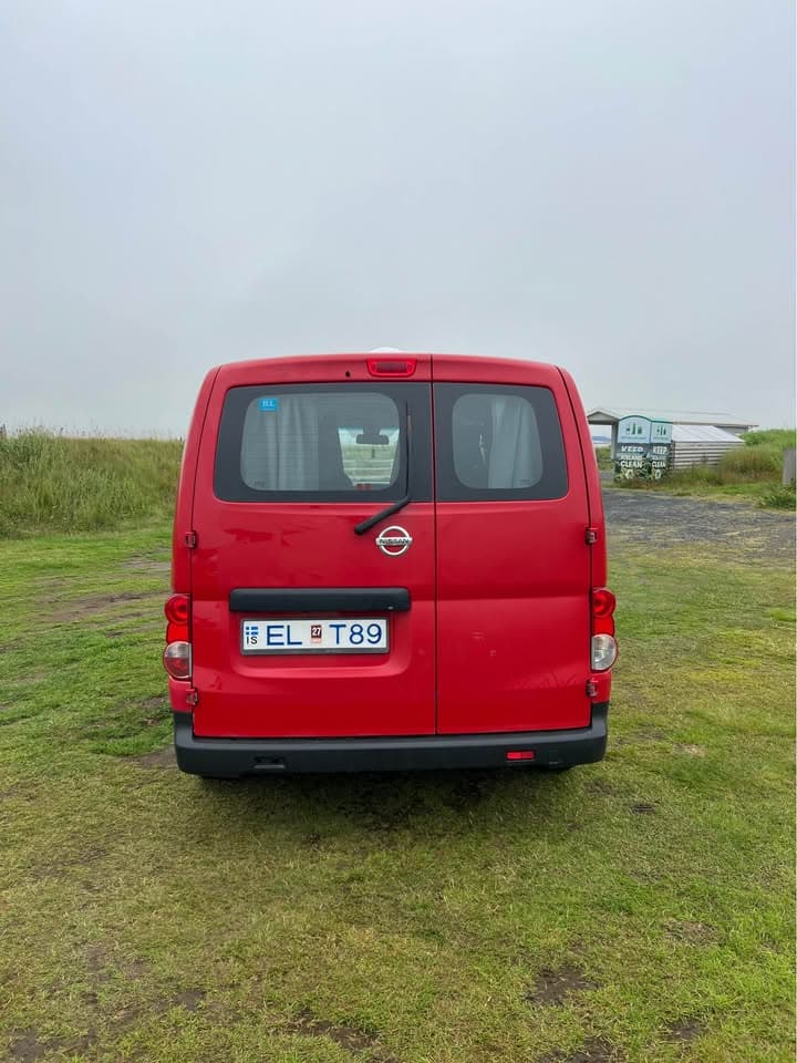 2017 Nissan NV200
