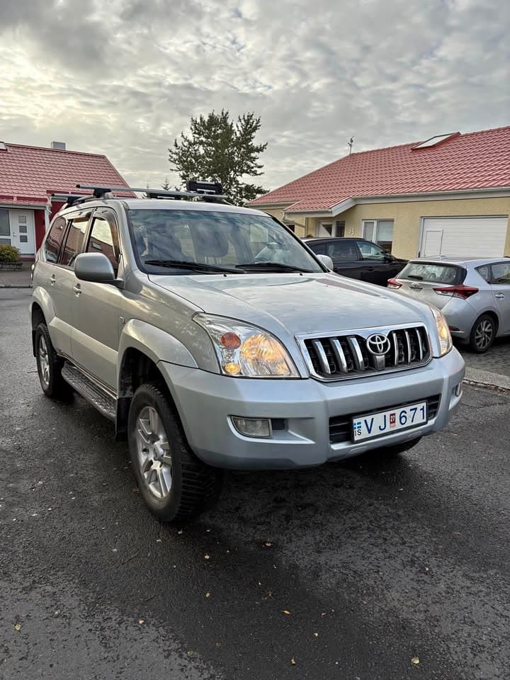 2004 Toyota Land Cruiser 120