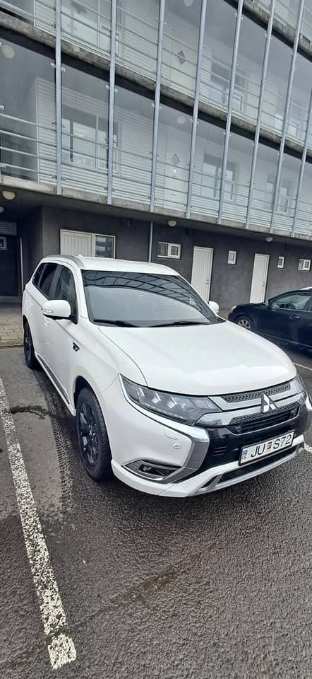 2021 Mitsubishi Outlander PHEV