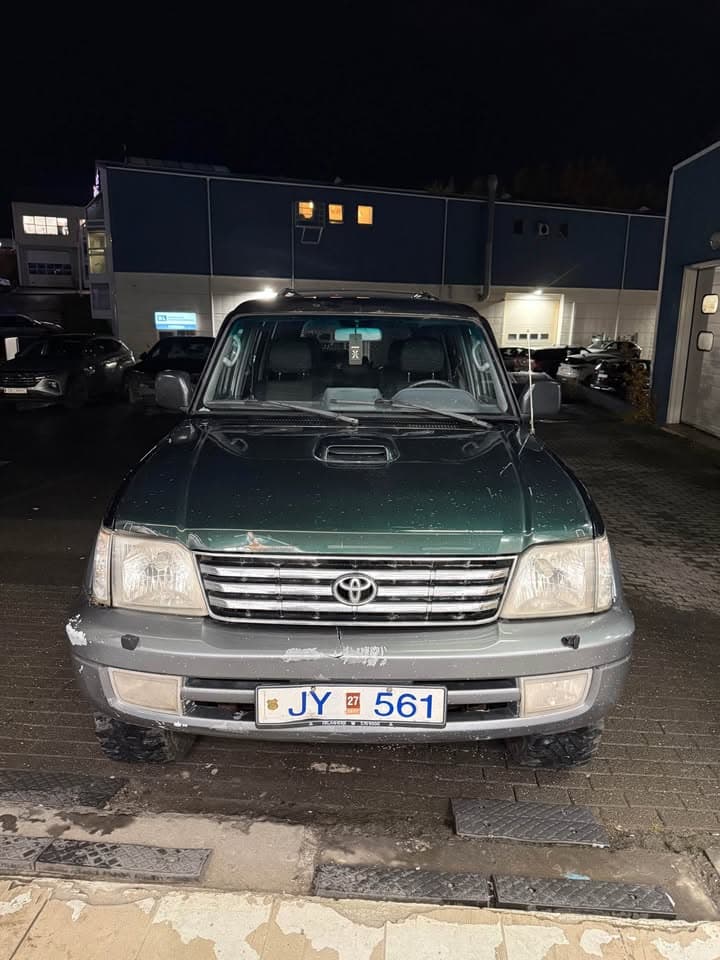2002 Toyota Land Cruiser