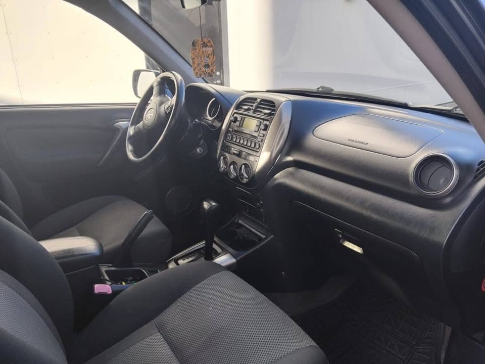 2005 Toyota RAV4