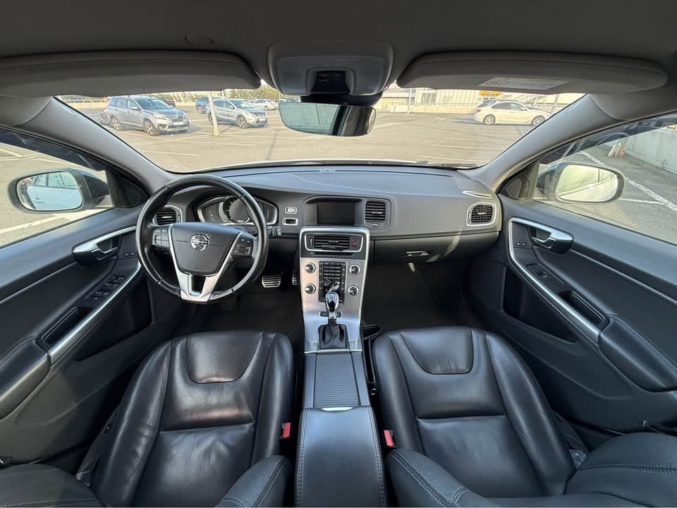 2017 Volvo V60