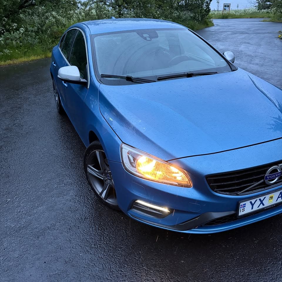 2015 Volvo S60 R-Design